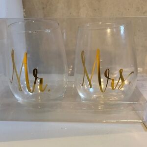 Gold Script Mr. and Mrs. Stemless Wine Glass Set